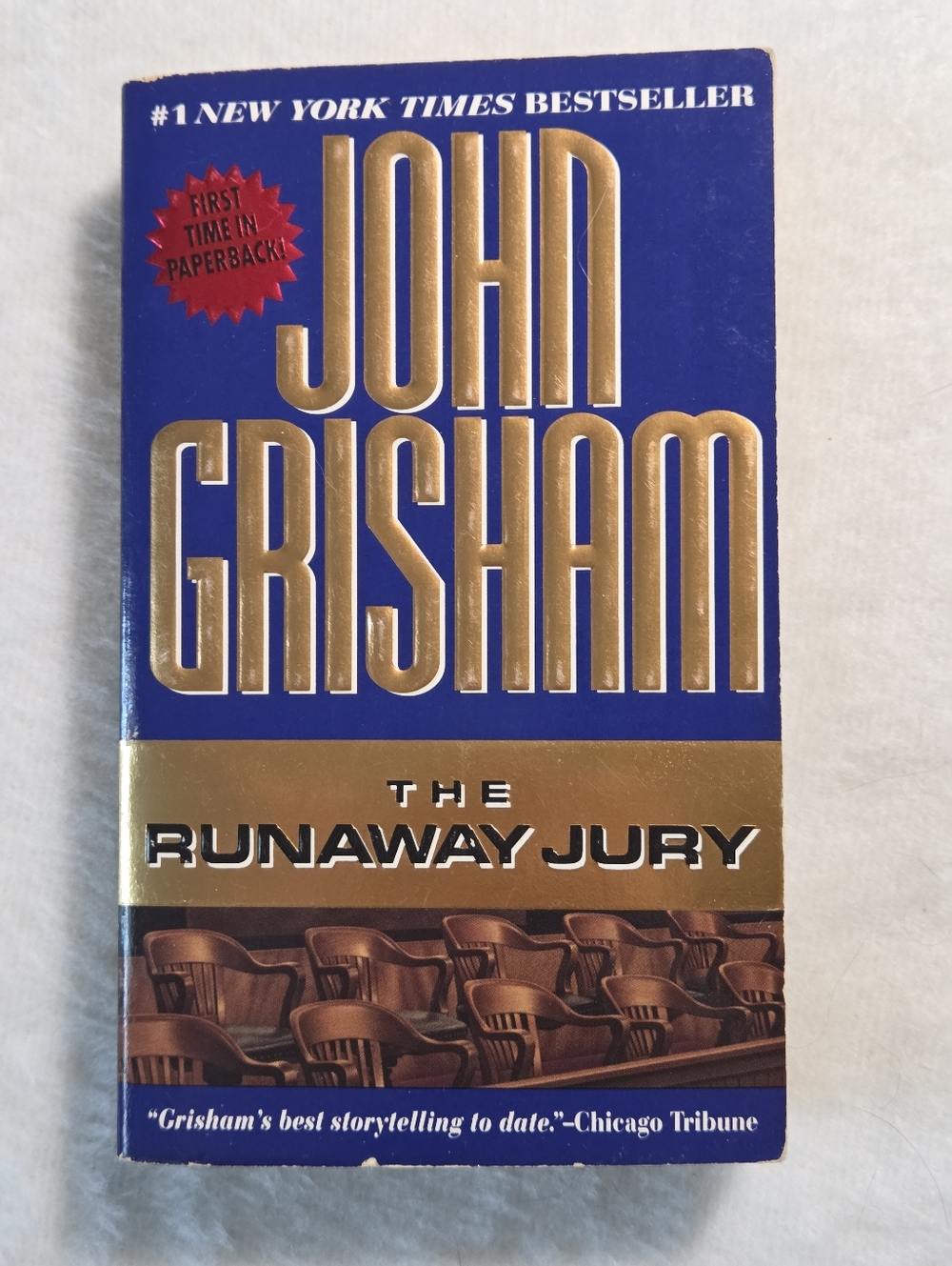 ☀️'The Runaway Jury by John Grisham Paperback Book